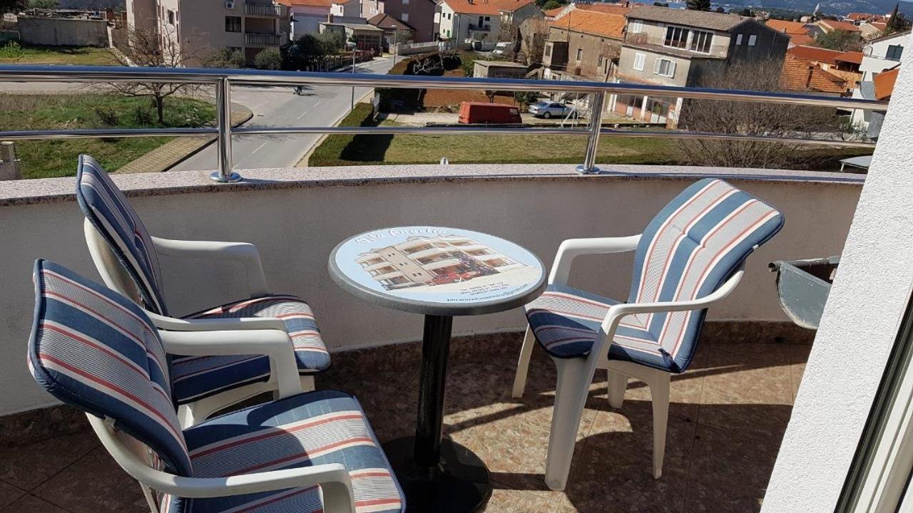 Apartments Angie Biograd Na Moru Extérieur photo